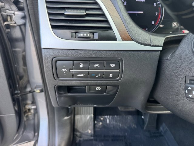 Used 2015 Hyundai Genesis 3.8 w/ Option Group 04 image 18