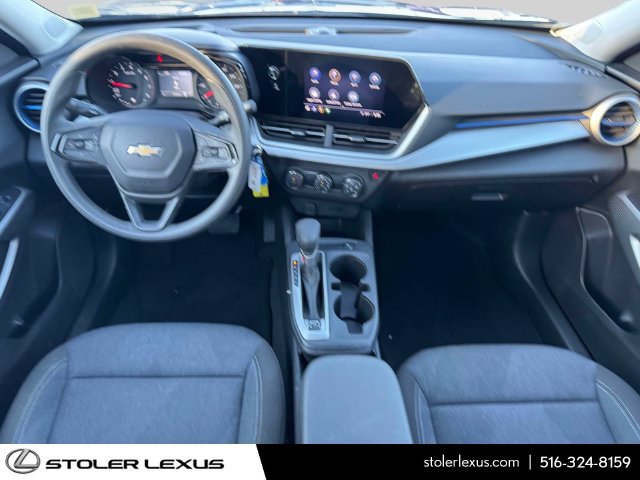 Used 2024 Chevrolet Trax LS FWD image 18