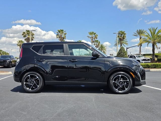 Used 2023 Kia Soul EX FWD image 7