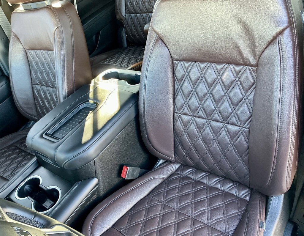 Used 2023 Chevrolet Suburban Z71 w/ Luxury Package image 40