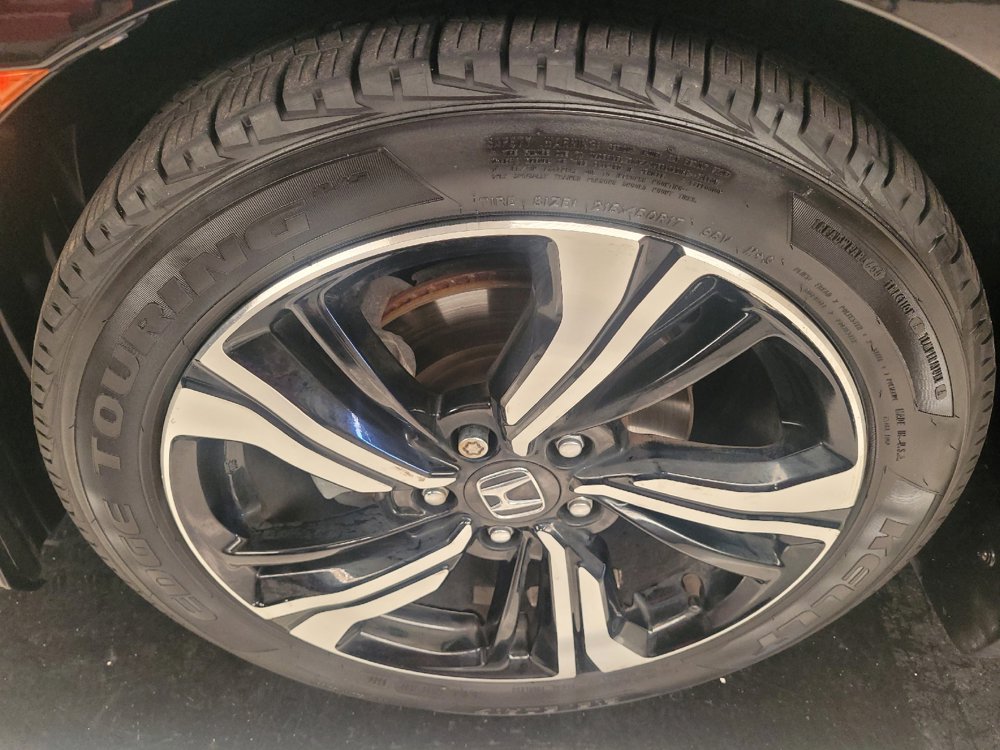 Used 2016 Honda Civic Touring image 31