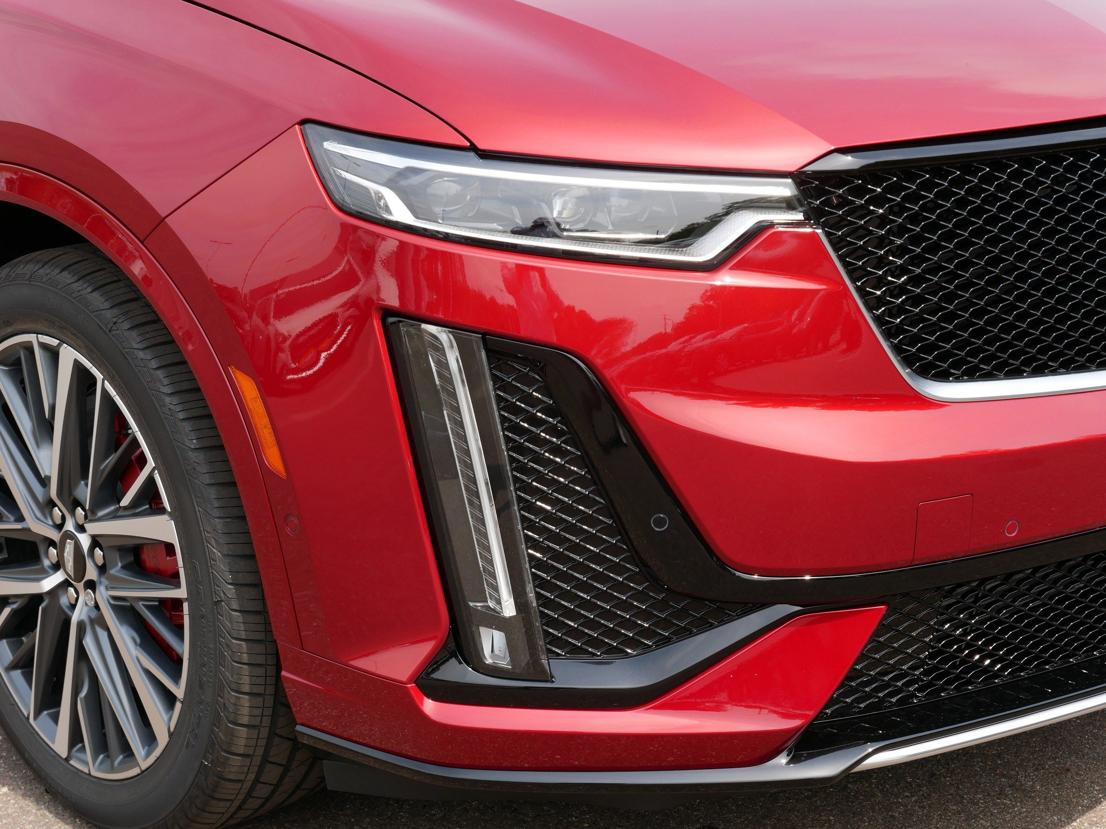 New 2025 Cadillac XT6 Sport w/ Technology Package image 14