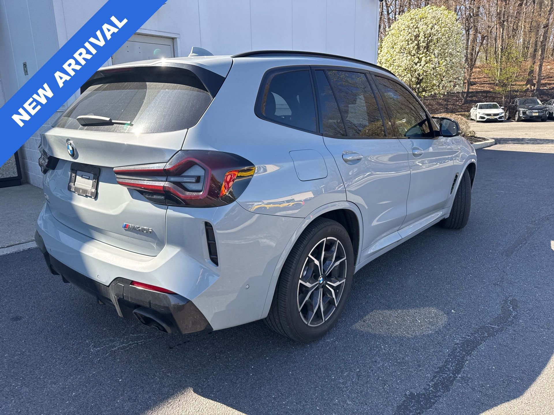 Used 2023 BMW X3 M40i w/ Premium Package image 2