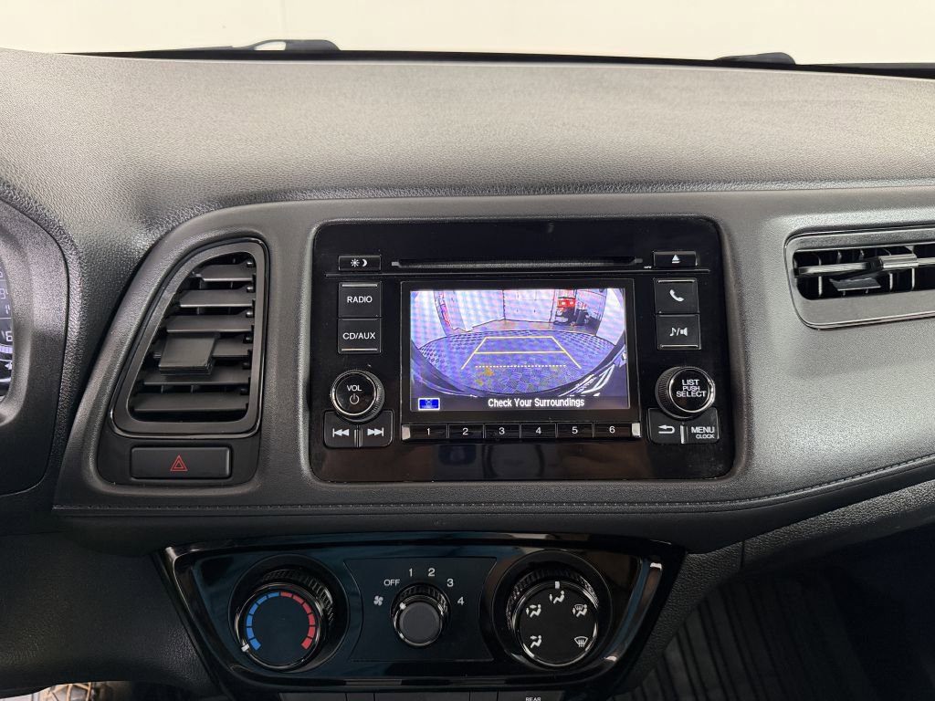 Used 2018 Honda HR-V LX image 35