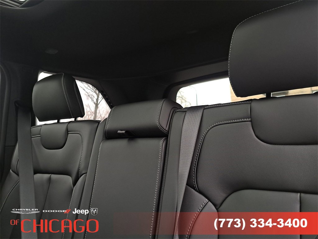 New 2025 Jeep Grand Cherokee Limited image 11