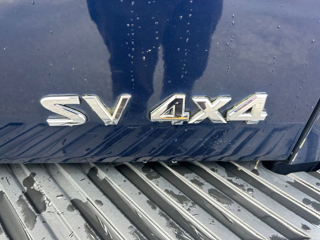 Used 2011 Nissan Titan SV w/ SV Value Truck Pkg AWD/4WD image 33