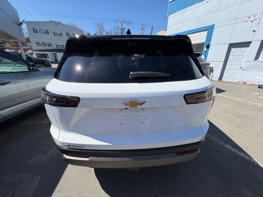 New 2026 Chevrolet Equinox LT image 4