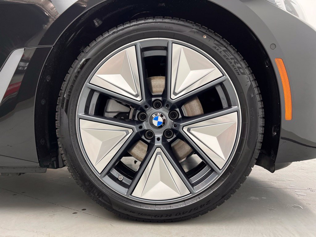 Used 2026 BMW i4 eDrive40 w/ Premium Package RWD image 23