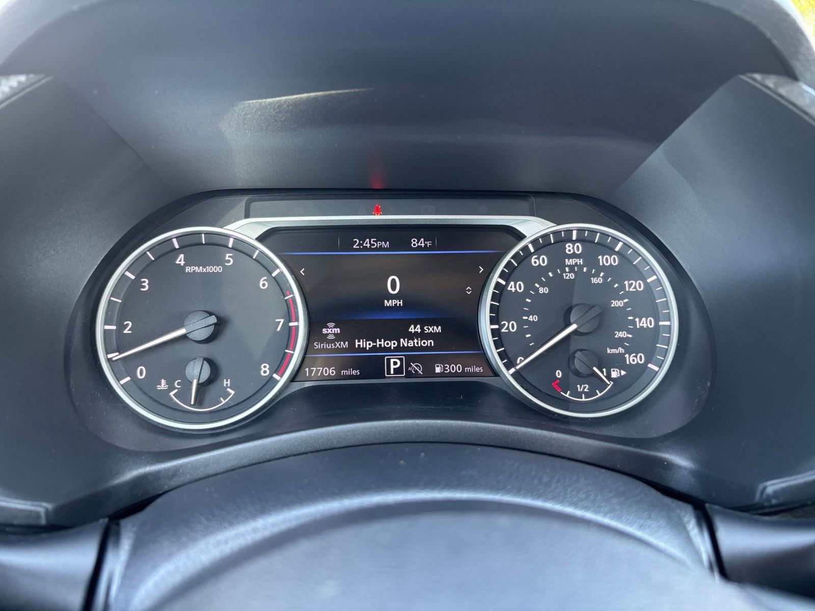 Used 2025 Nissan Sentra SV image 38