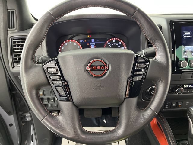 Used 2023 Nissan Frontier PRO-4X w/ Pro Convenience Package AWD/4WD image 21