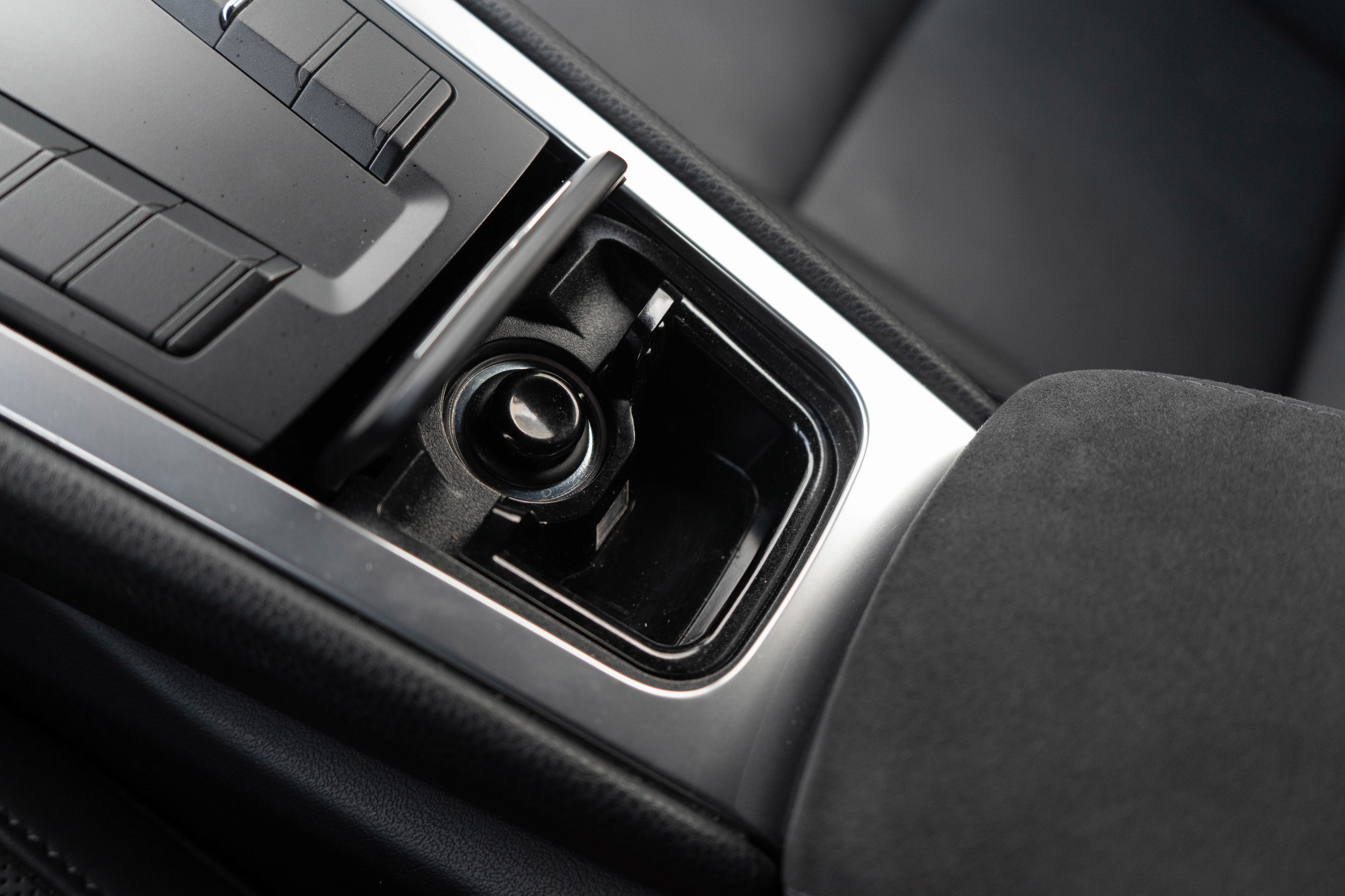 Used 2018 Porsche 718 Cayman GTS image 24