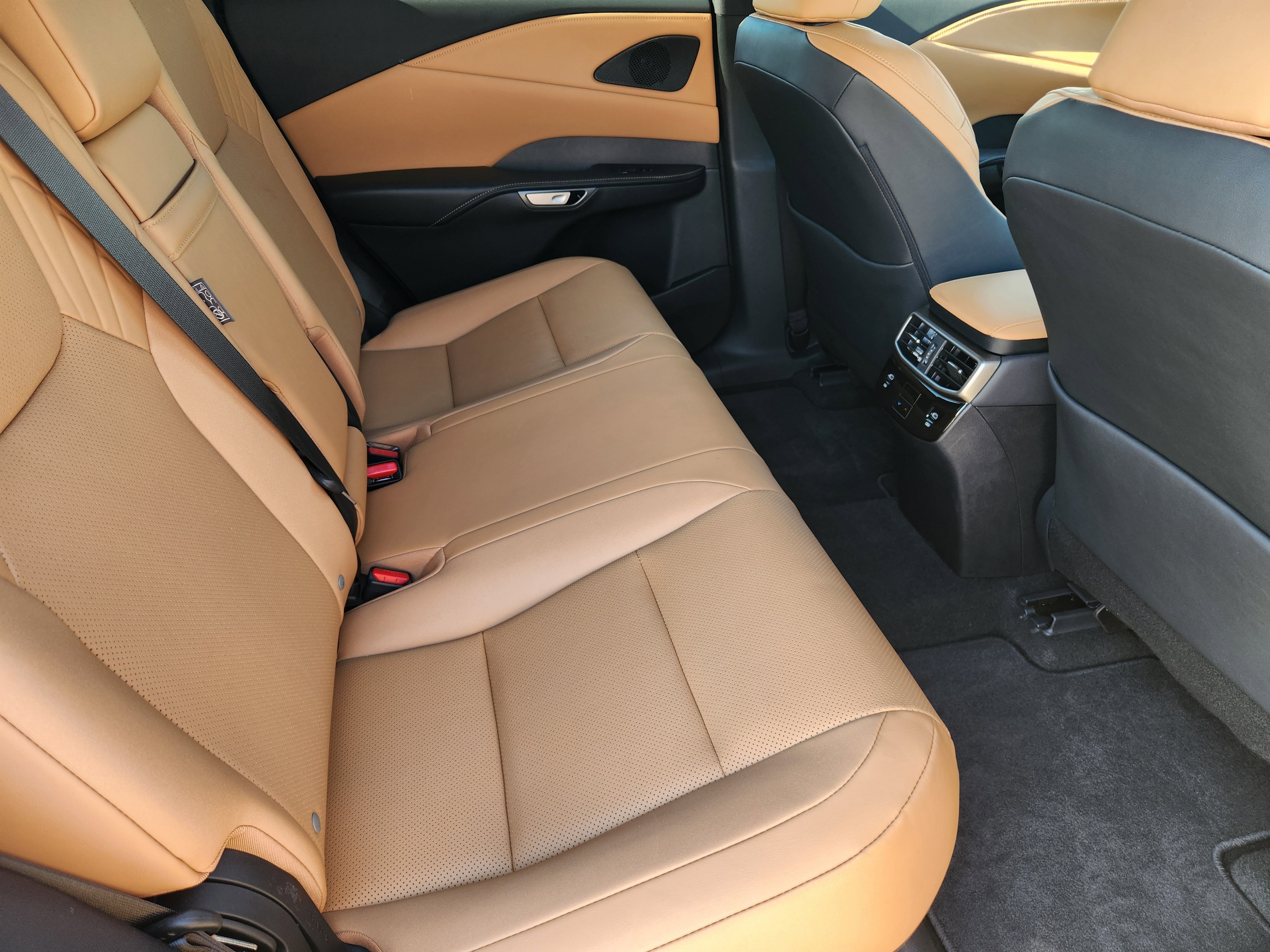 Used 2025 Lexus RX 350 FWD w/ Technology Package image 38