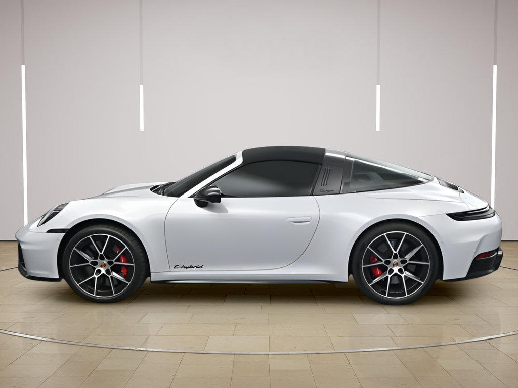 Certified 2025 Porsche 911 Targa 4 GTS AWD/4WD image 2