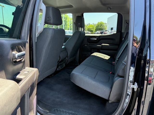Used 2020 Chevrolet Silverado 1500 Custom w/ Custom Value Package AWD/4WD image 12