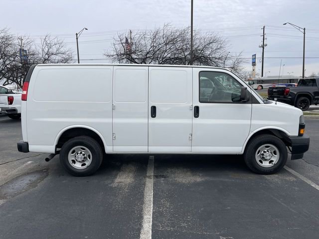 Used 2018 Chevrolet Express 3500 image 14