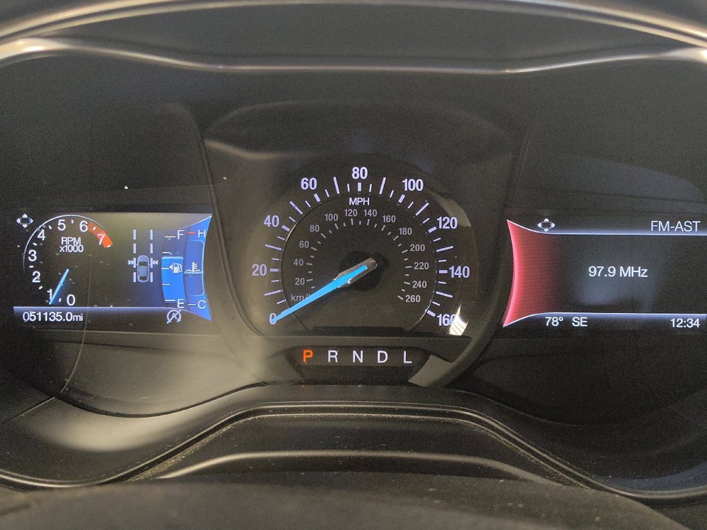 Used 2020 Ford Fusion SE FWD image 23