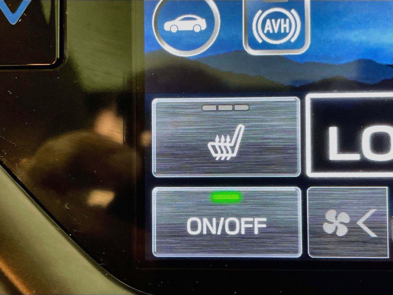 Used 2024 Subaru Ascent Onyx Edition AWD/4WD image 16