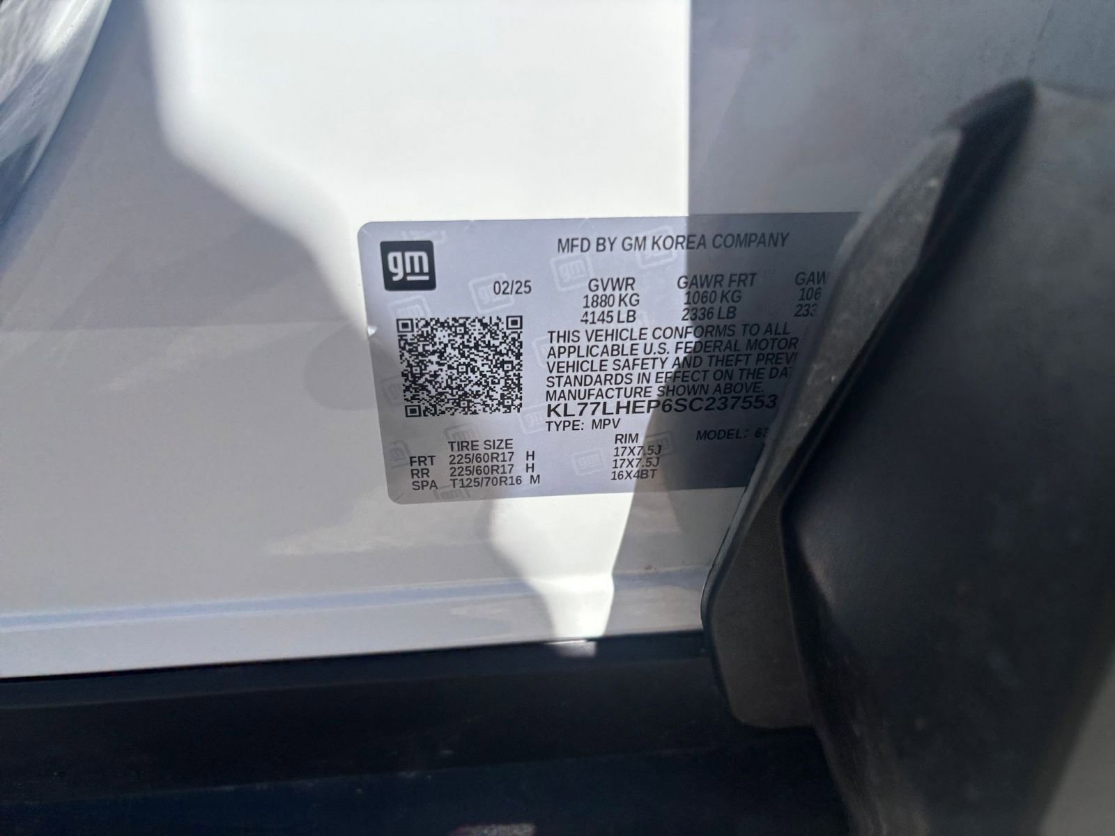 Used 2025 Chevrolet Trax LT w/ LT Convenience Package FWD image 28