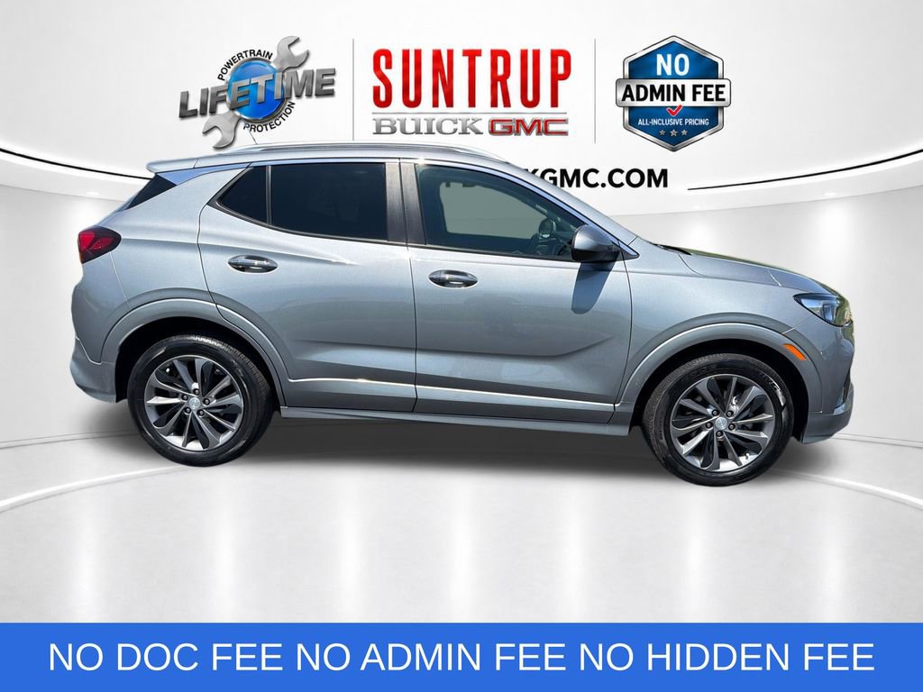 Used 2023 Buick Encore GX Select w/ Sport Touring Package FWD image 7