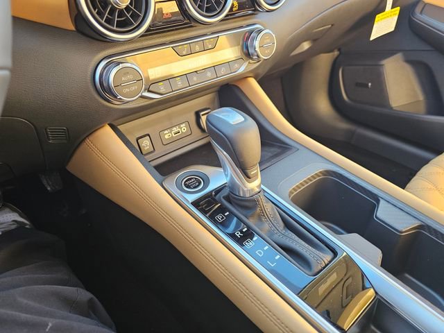 Used 2025 Nissan Sentra SV w/ SV Premium Package image 26