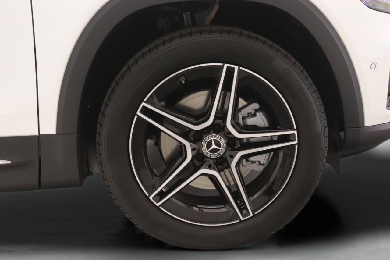 New 2026 Mercedes-Benz GLB 250 image 9