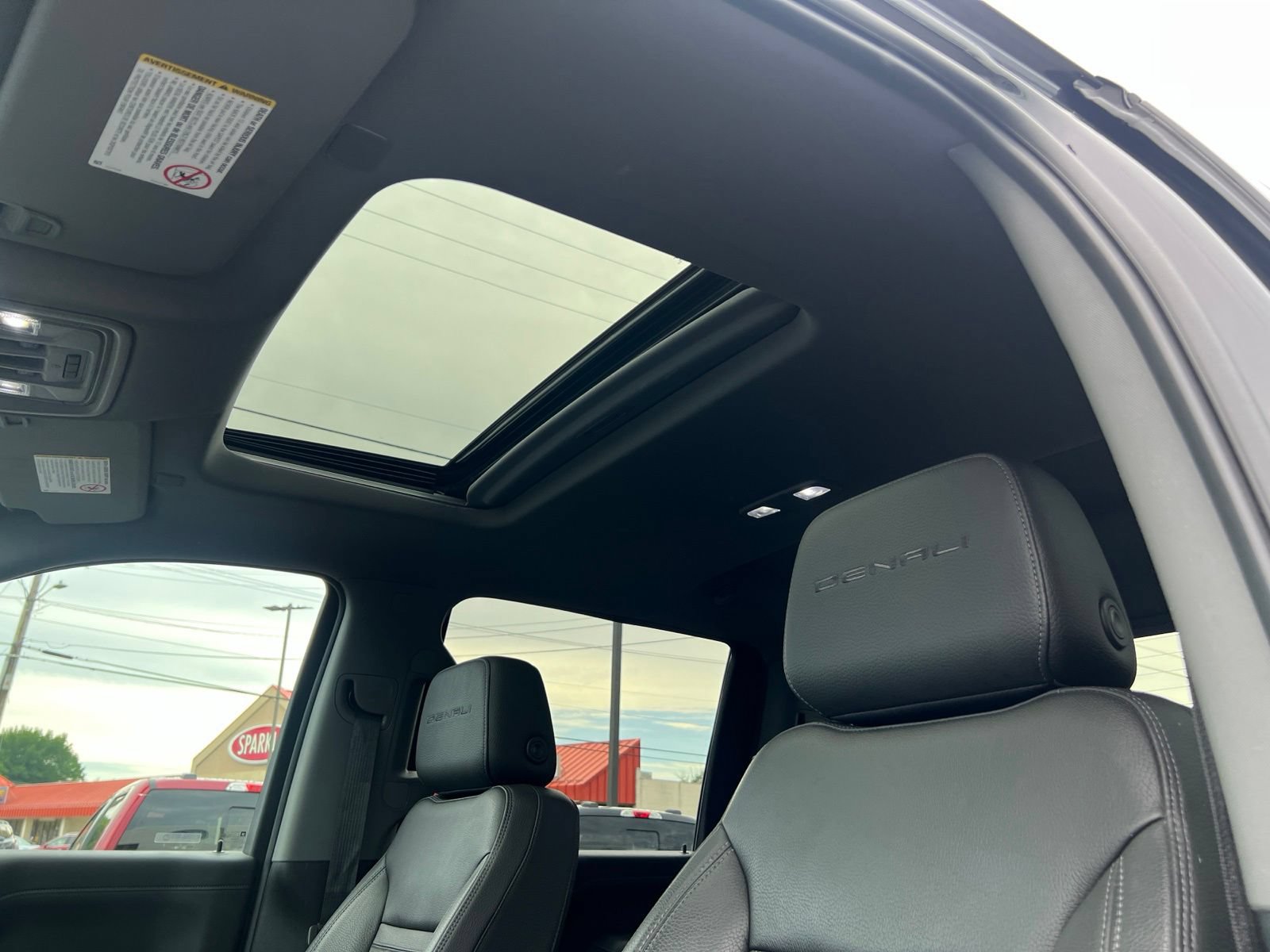 Used 2020 GMC Sierra 2500 Denali w/ Denali Ultimate Package AWD/4WD image 33