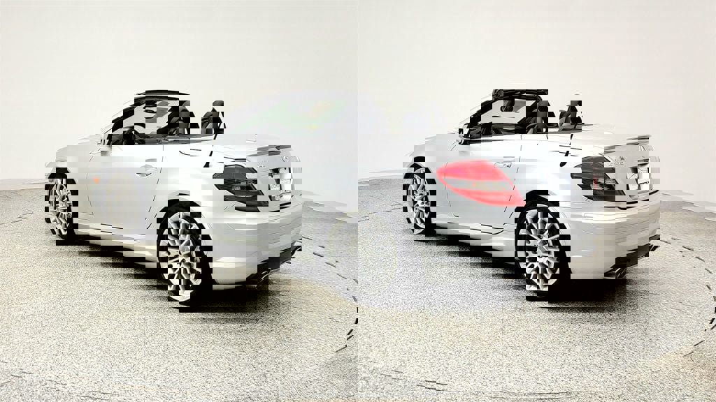 Used 2007 Mercedes-Benz SLK 55 AMG image 7