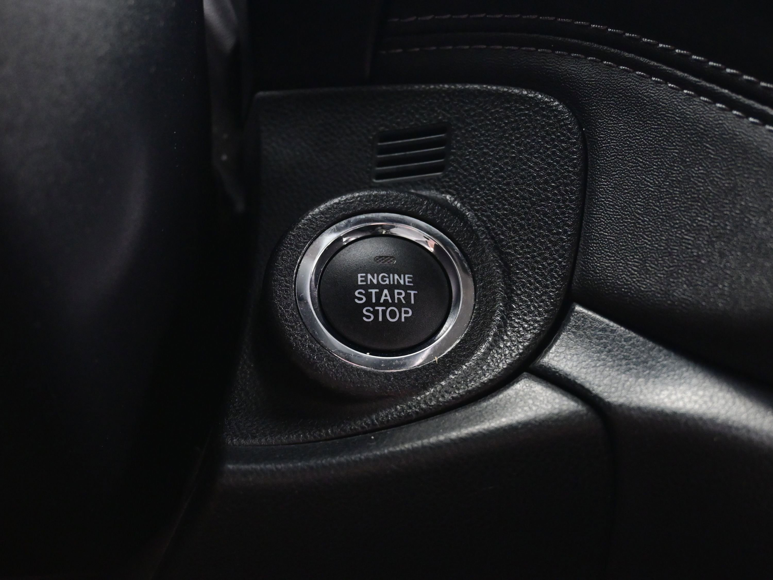 Used 2022 Subaru Outback Limited image 23