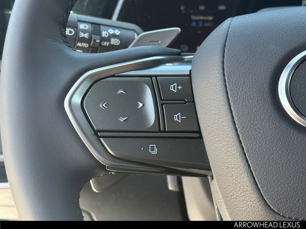 New 2026 Lexus RX 450h AWD image 15