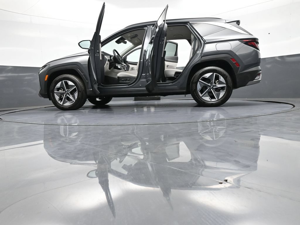 Certified 2025 Hyundai Tucson SEL AWD/4WD image 49