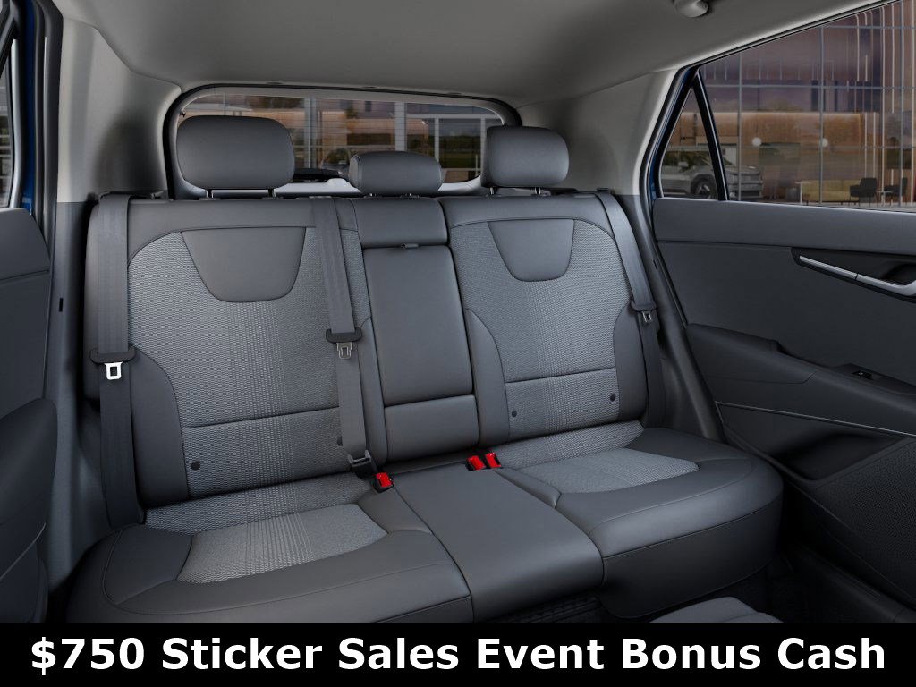 New 2025 Kia Niro EX image 17