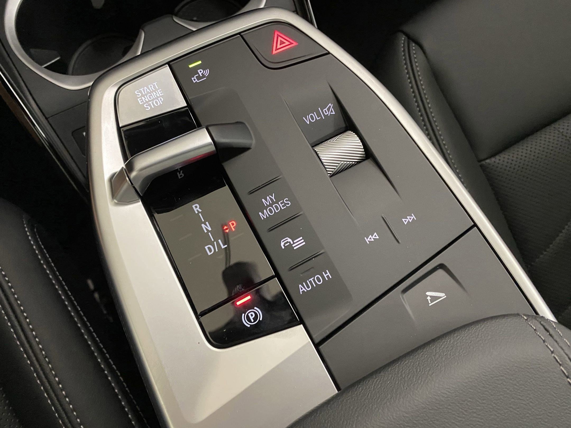 Used 2025 BMW X1 xDrive28i w/ Convenience Package image 28