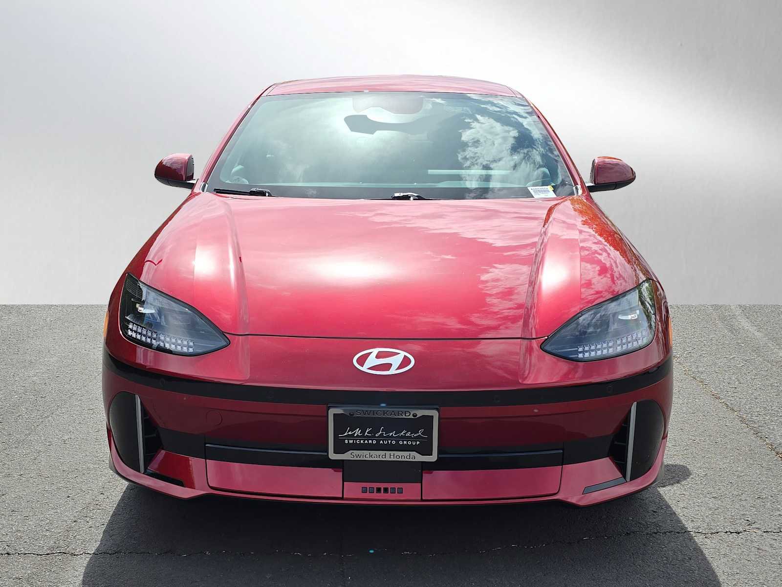 Used 2024 Hyundai Ioniq 6 SE AWD/4WD image 8