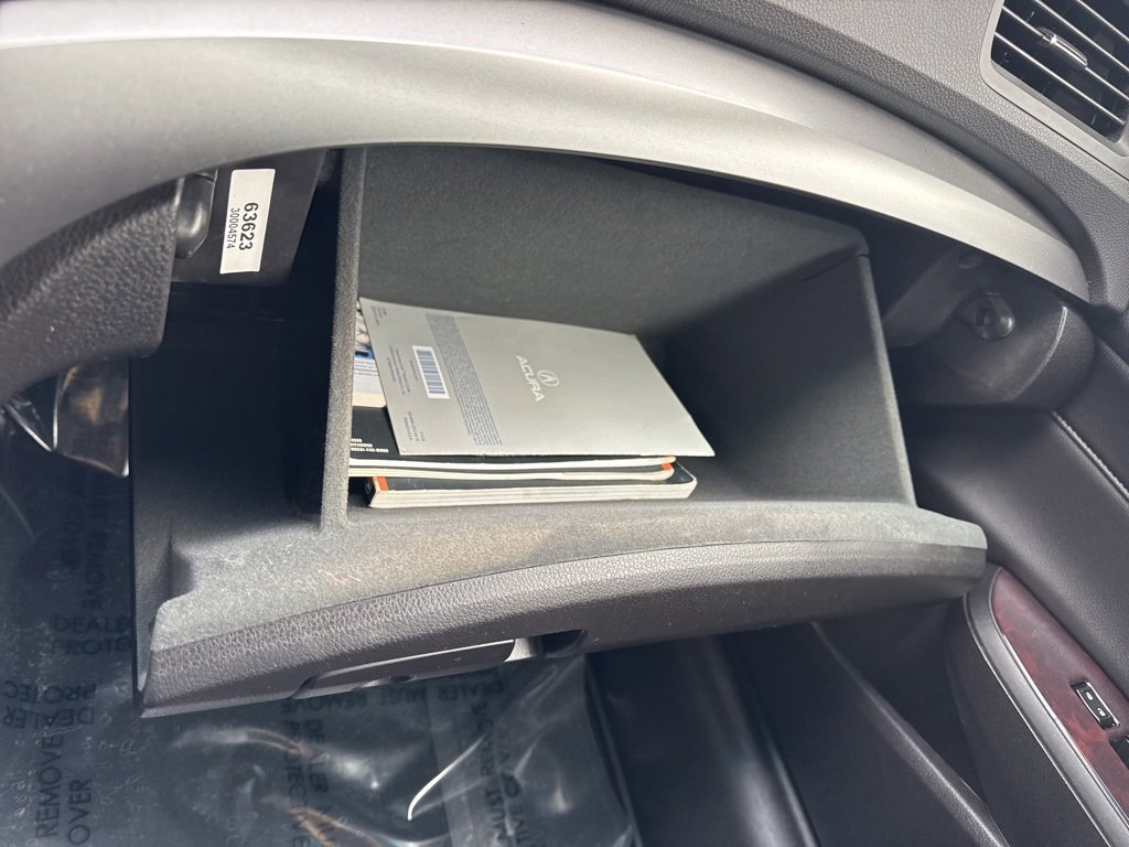 Used 2013 Acura ILX w/ Technology Package image 26