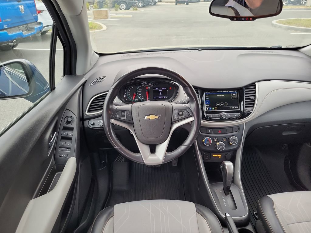 Used 2019 Chevrolet Trax LT w/ Driver Confidence Package image 27