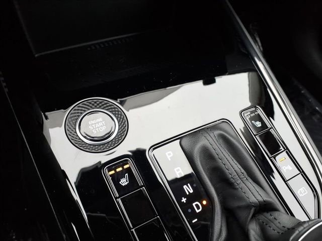 Used 2024 Kia Niro EX Touring image 22