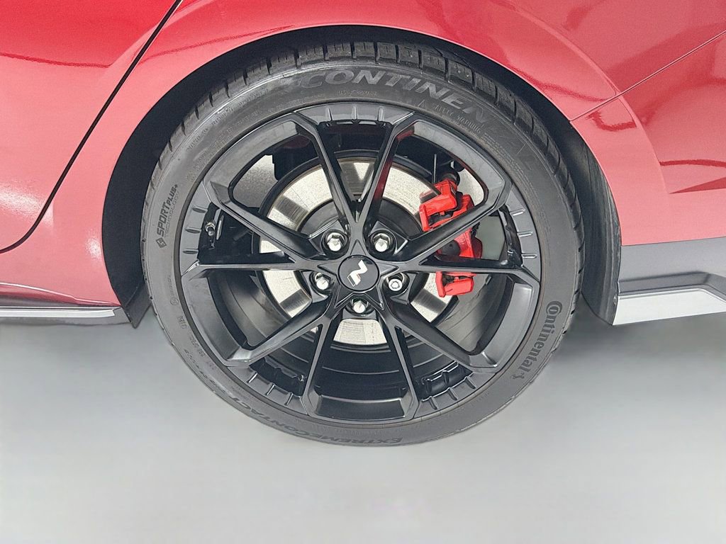 Used 2024 Hyundai Elantra N image 34
