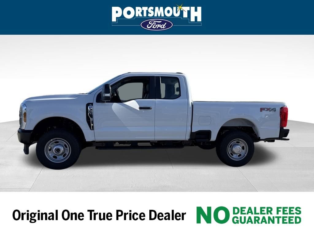 New 2026 Ford F350 XL w/ FX4 Off-Road Package image 2