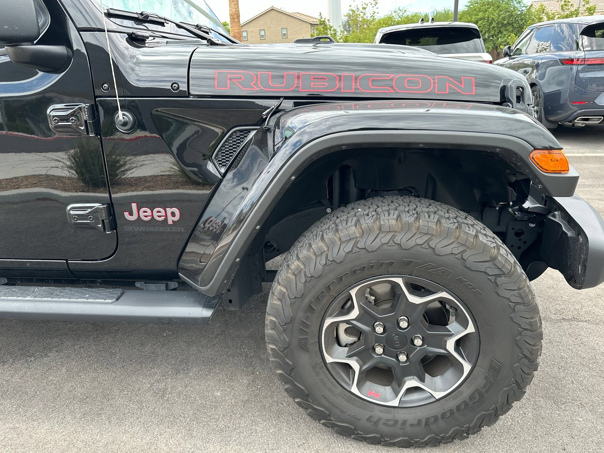 Used 2023 Jeep Wrangler Unlimited Rubicon w/ Cold Weather Group AWD/4WD image 10