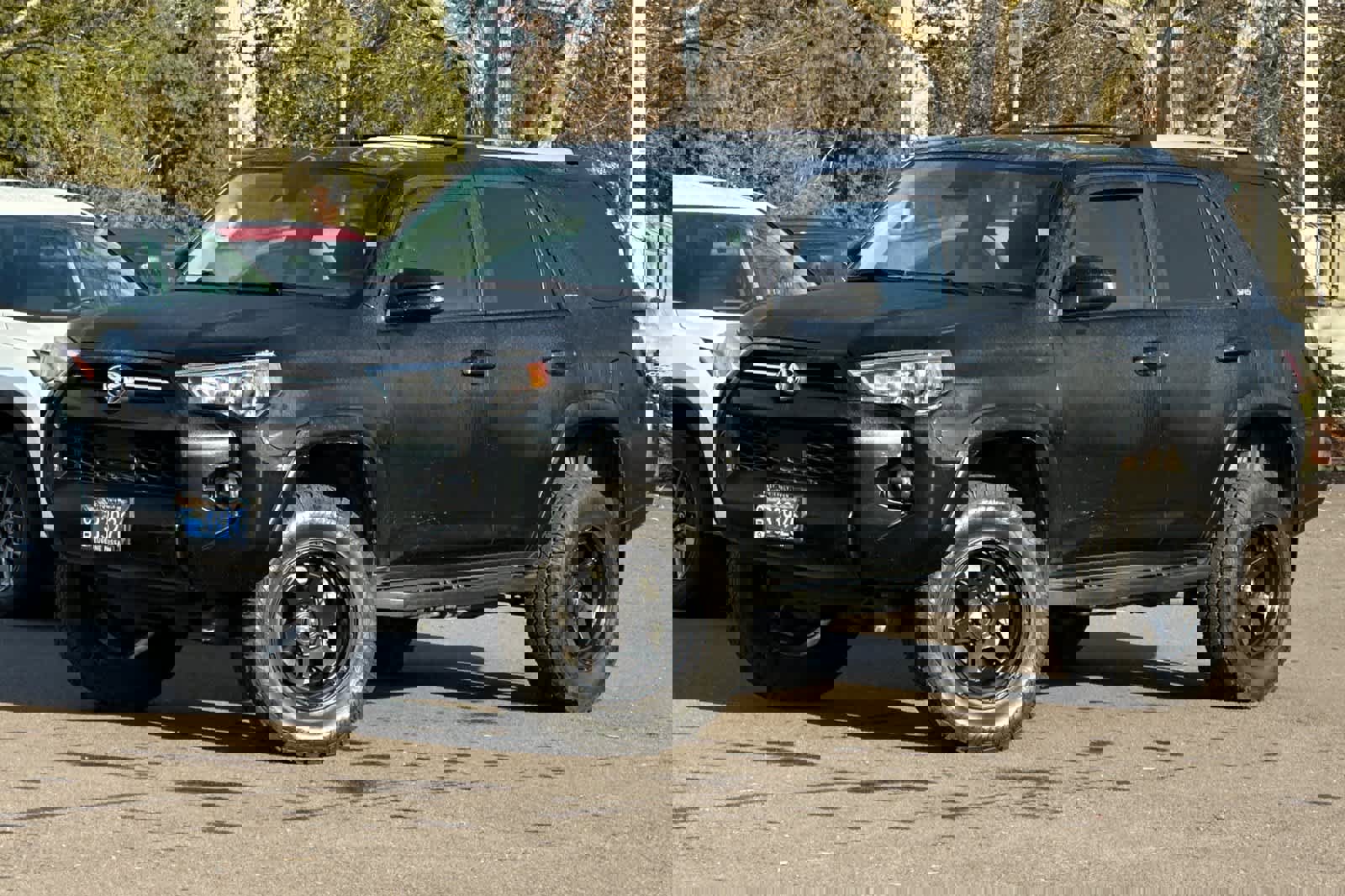 Used 2021 Toyota 4Runner SR5 image 1