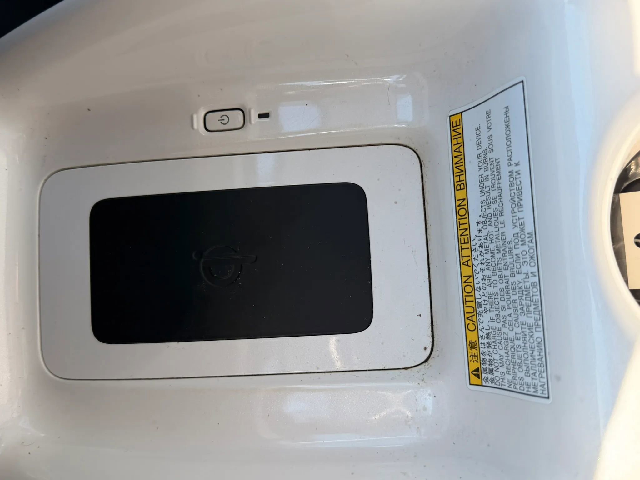 Used 2016 Toyota Prius Three w/ Advanced Technology Package FWD image 41