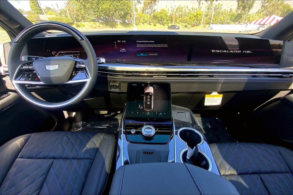 New 2026 Cadillac Escalade IQL Luxury image 7