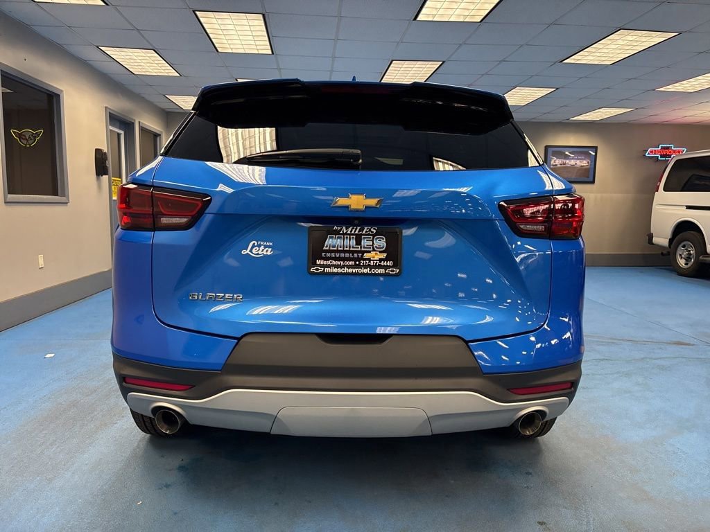 Used 2024 Chevrolet Blazer LT image 7
