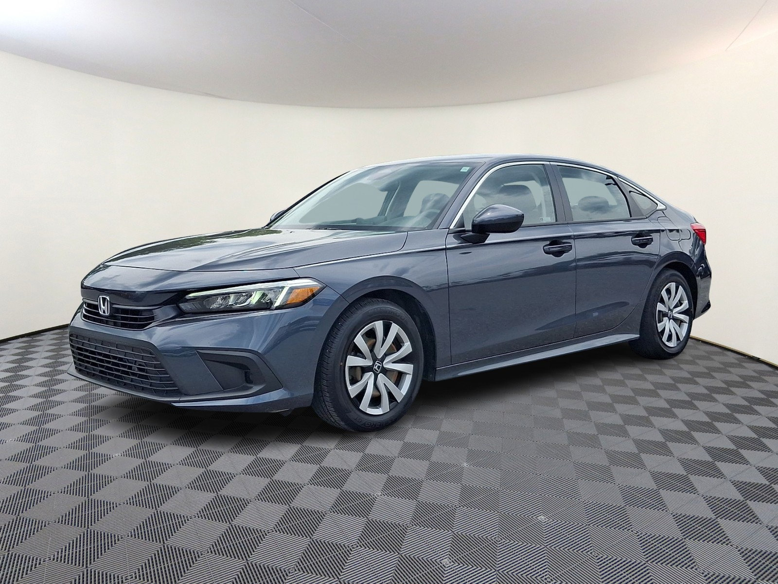 Used 2024 Honda Civic LX image 3
