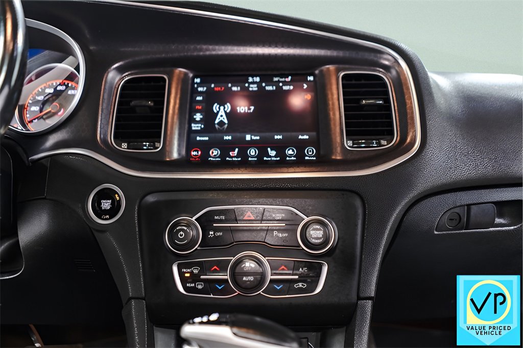 Used 2018 Dodge Charger SXT Plus w/ Driver Convenience Group image 14