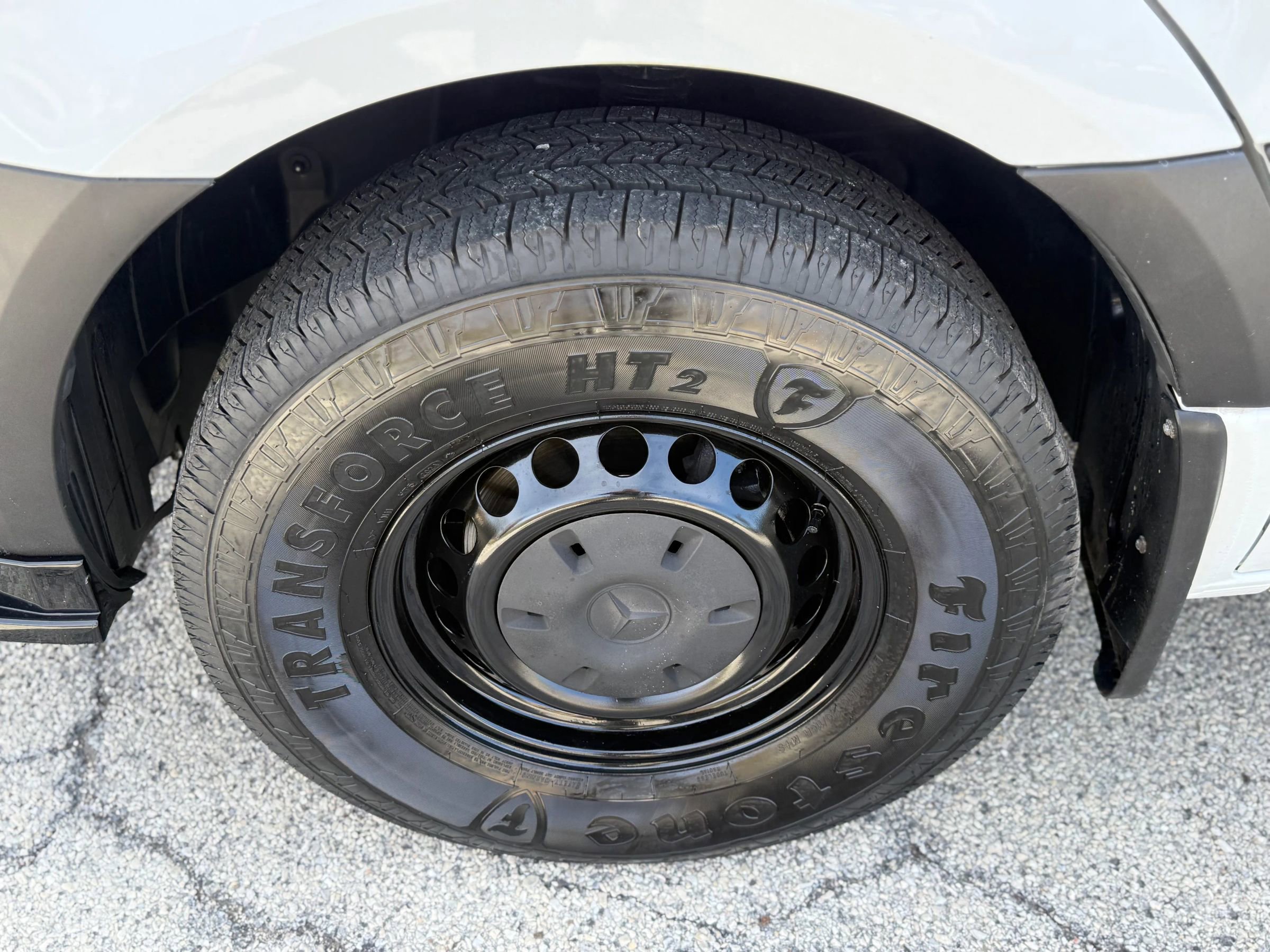 Used 2019 Mercedes-Benz Sprinter 144 image 18