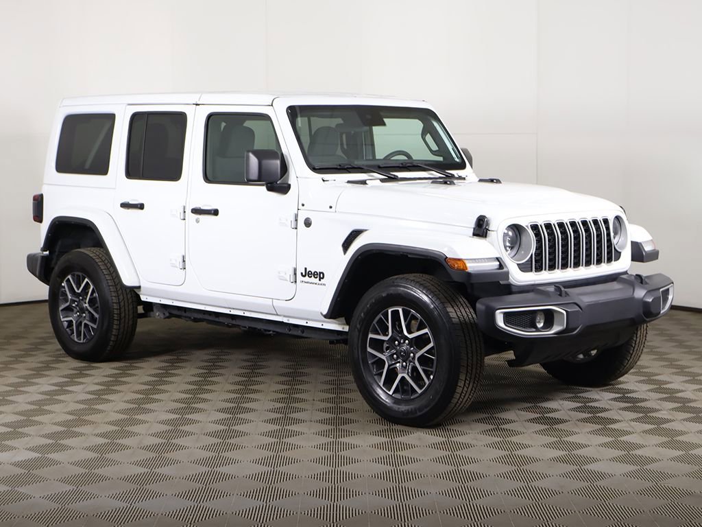 Used 2025 Jeep Wrangler Unlimited Sahara AWD/4WD image 2