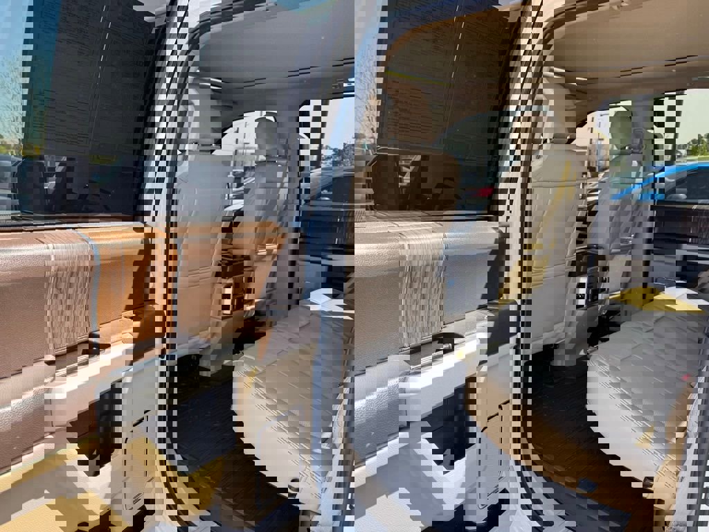 Used 2020 Ford F150 Lariat w/ Equipment Group 502A Luxury image 39