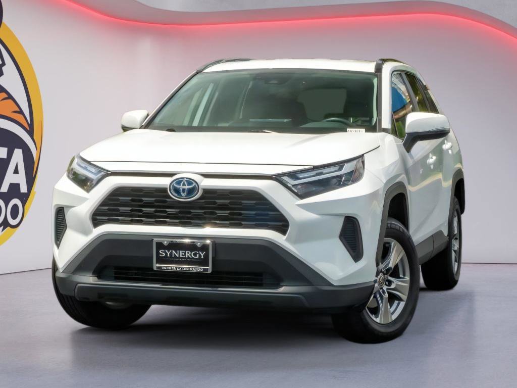 Used 2023 Toyota RAV4 XLE w/ XLE Grade Weather Package AWD/4WD image 1