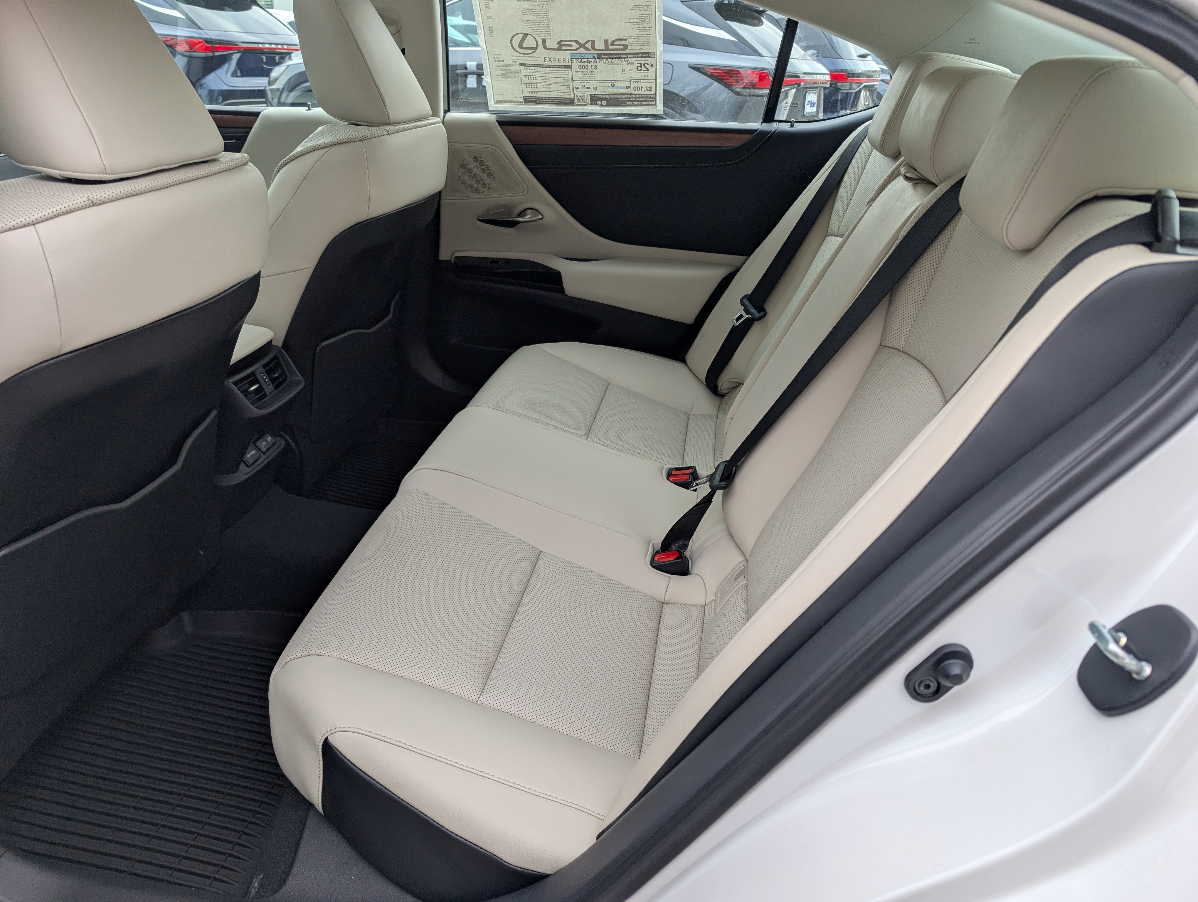 New 2025 Lexus ES 350 w/ Premium Package image 11